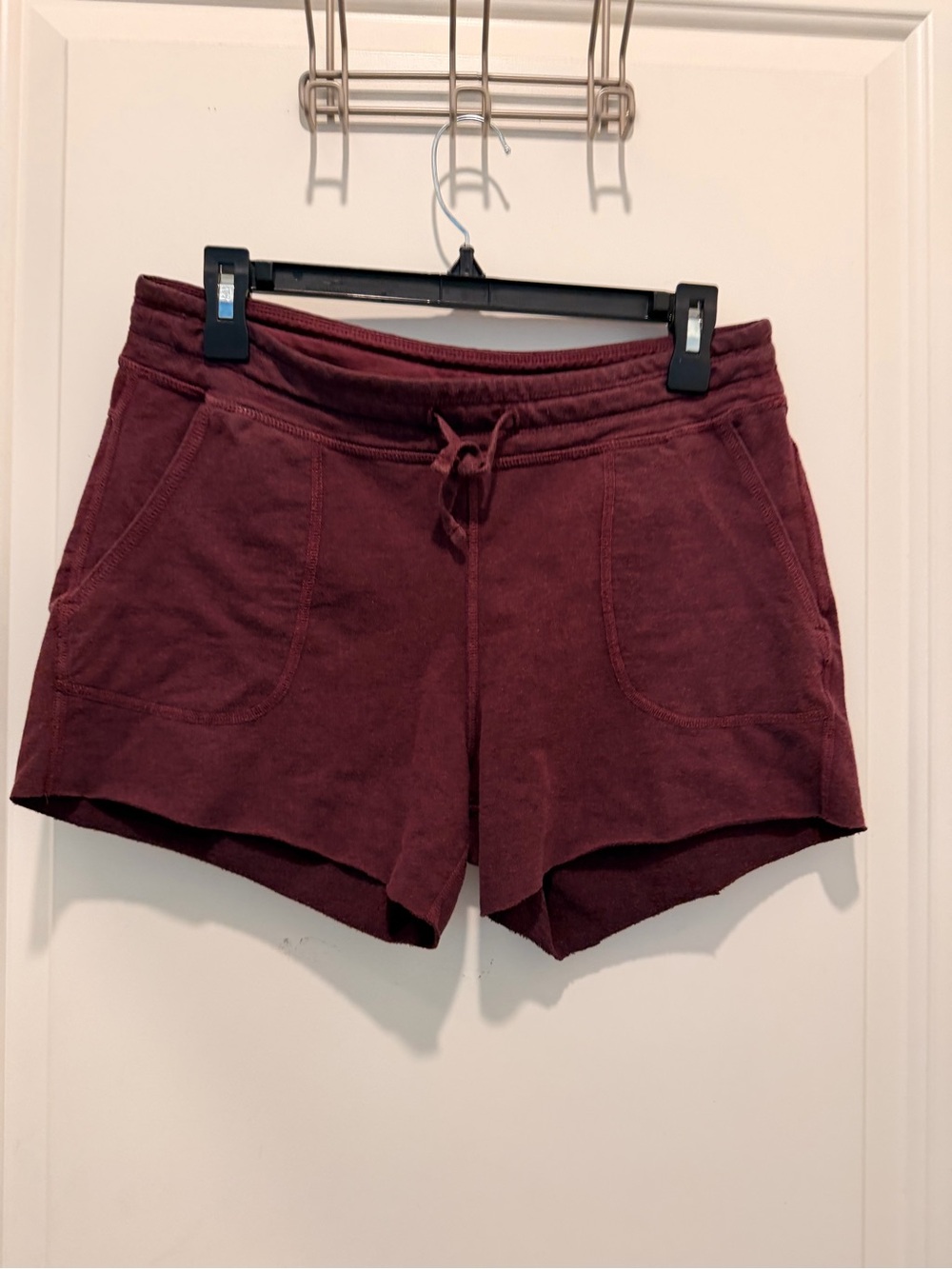 Patagonia Organic Cotton Worn Wear Lounge Shorts
Burgundy Size S